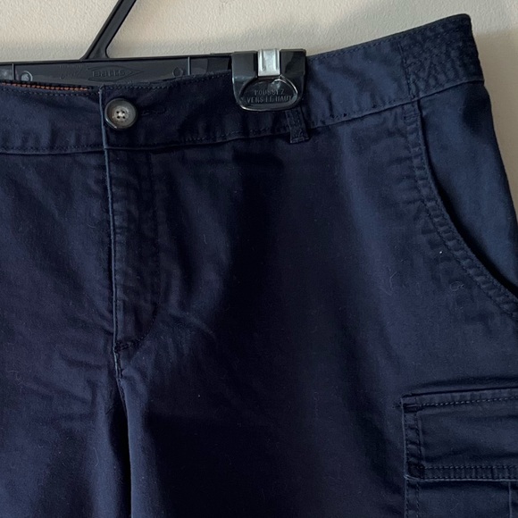 Dockers Black Twill Cargo Shorts - Picture 4 of 13